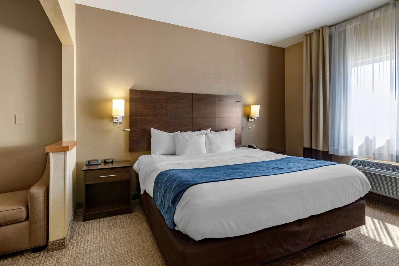 Comfort Inn & Suites Waterloo - Cedar Falls Zewnętrze zdjęcie